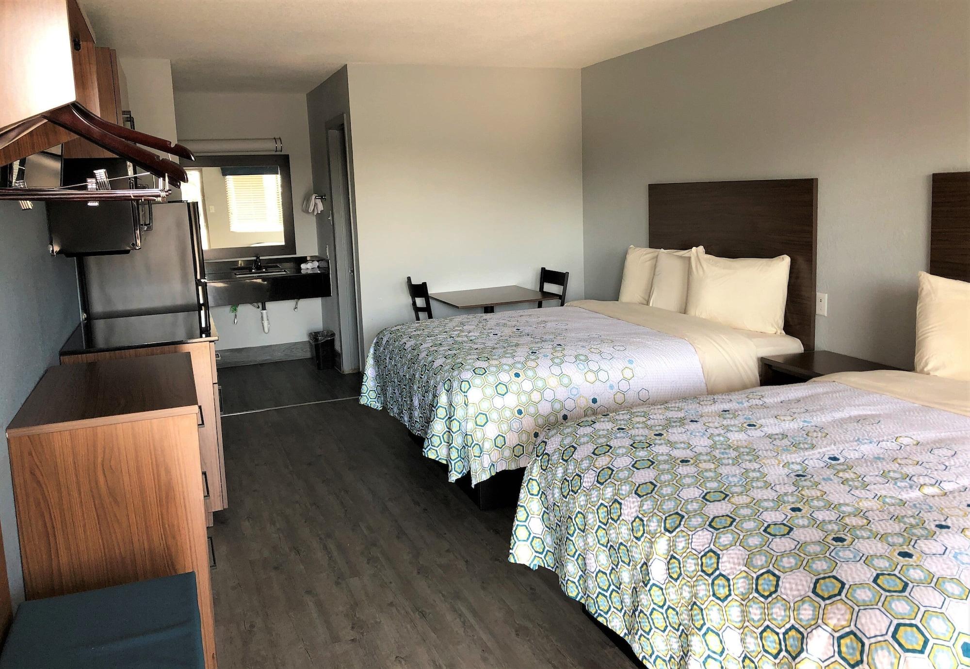 Hometowne Studios By Red Roof San Antonio E - Frost Bank Center Extérieur photo